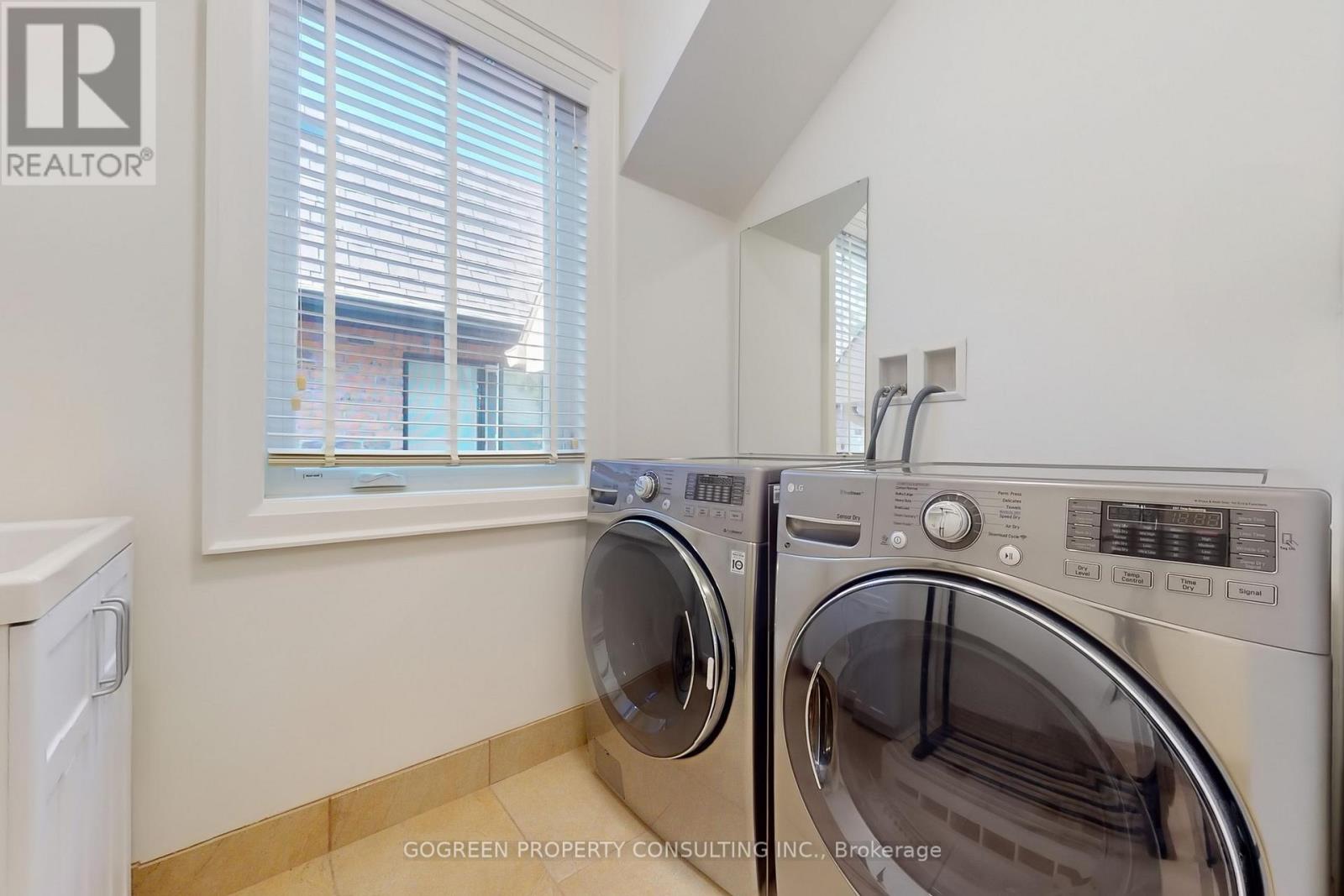 11 Elmview Avenue, Toronto, Ontario  M2N 2S5 - Photo 40 - C12657642