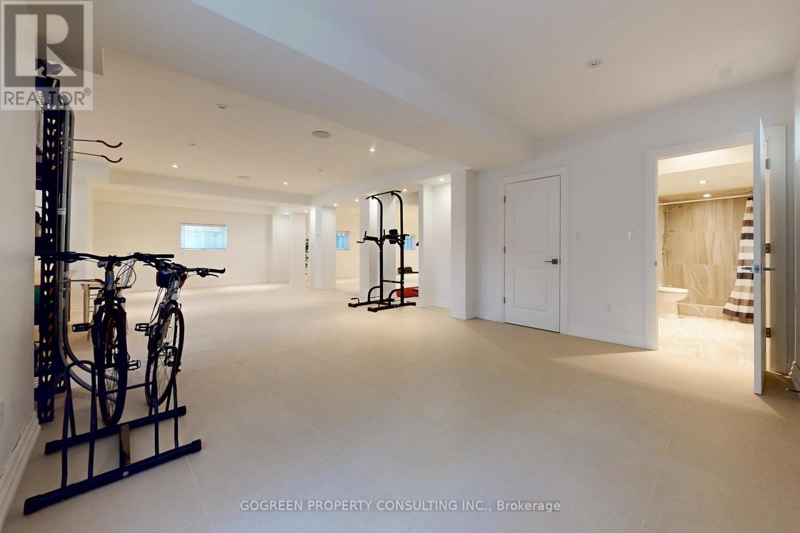 11 Elmview Avenue, Toronto, Ontario  M2N 2S5 - Photo 43 - C12657642