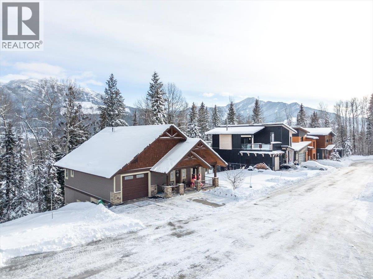12 Alpine Trail Place, Fernie, British Columbia  V0B 1M5 - Photo 60 - 10371692