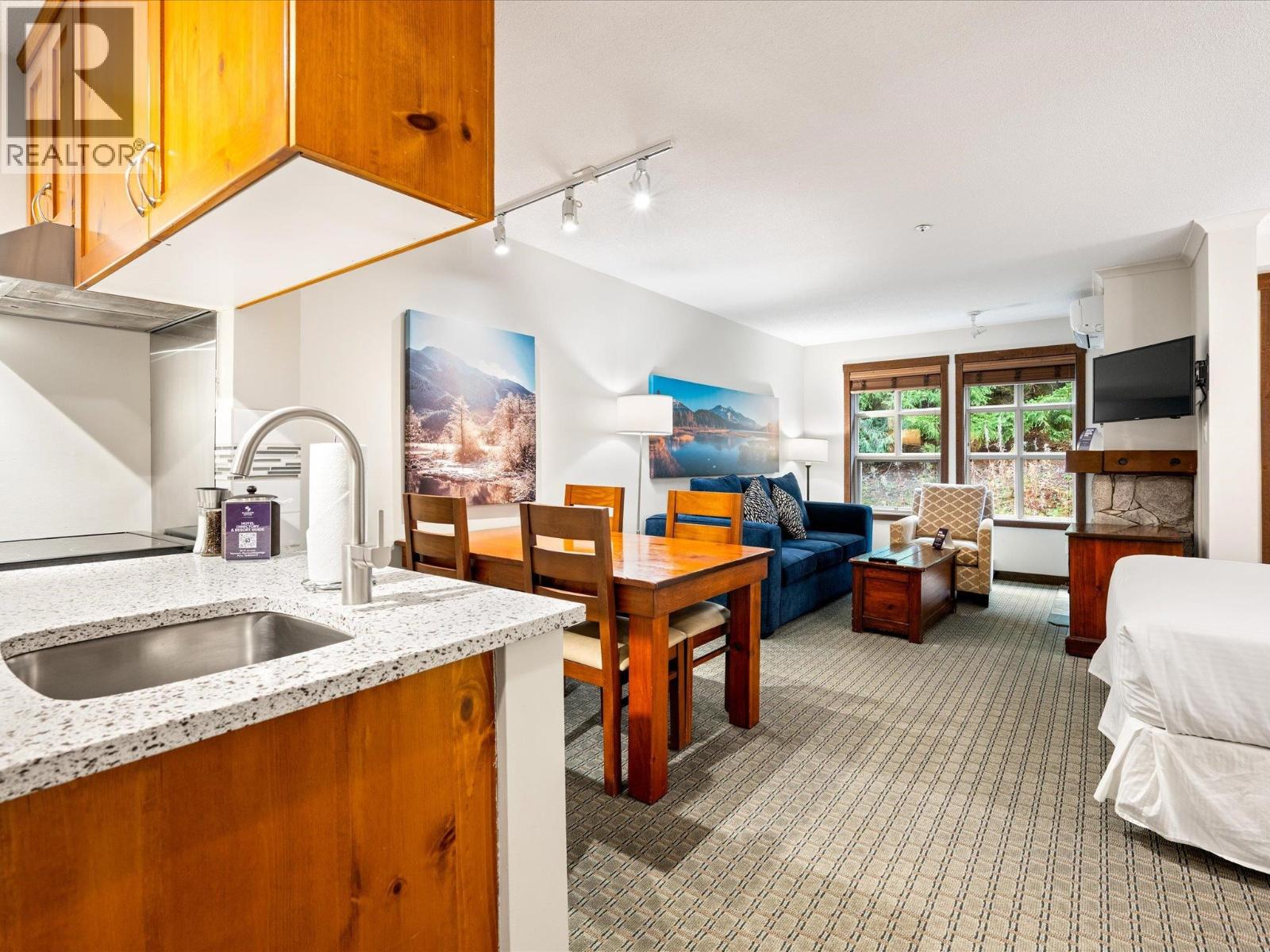 422 4899 Painted Cliff Road, Whistler, British Columbia  V8E 1E2 - Photo 5 - R3064513