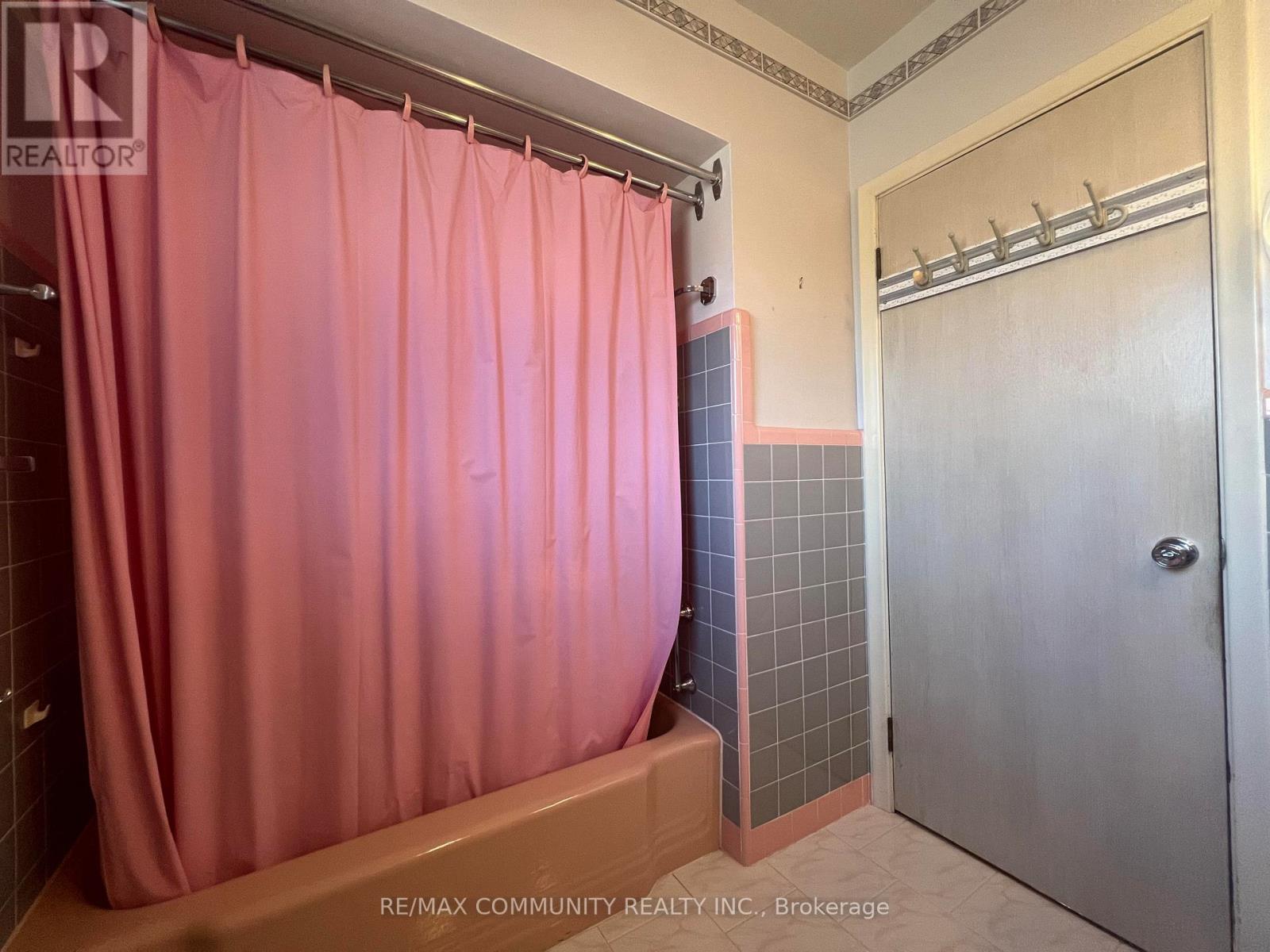 137 Birkdale Road, Toronto, Ontario  M1P 3R7 - Photo 12 - E12657670