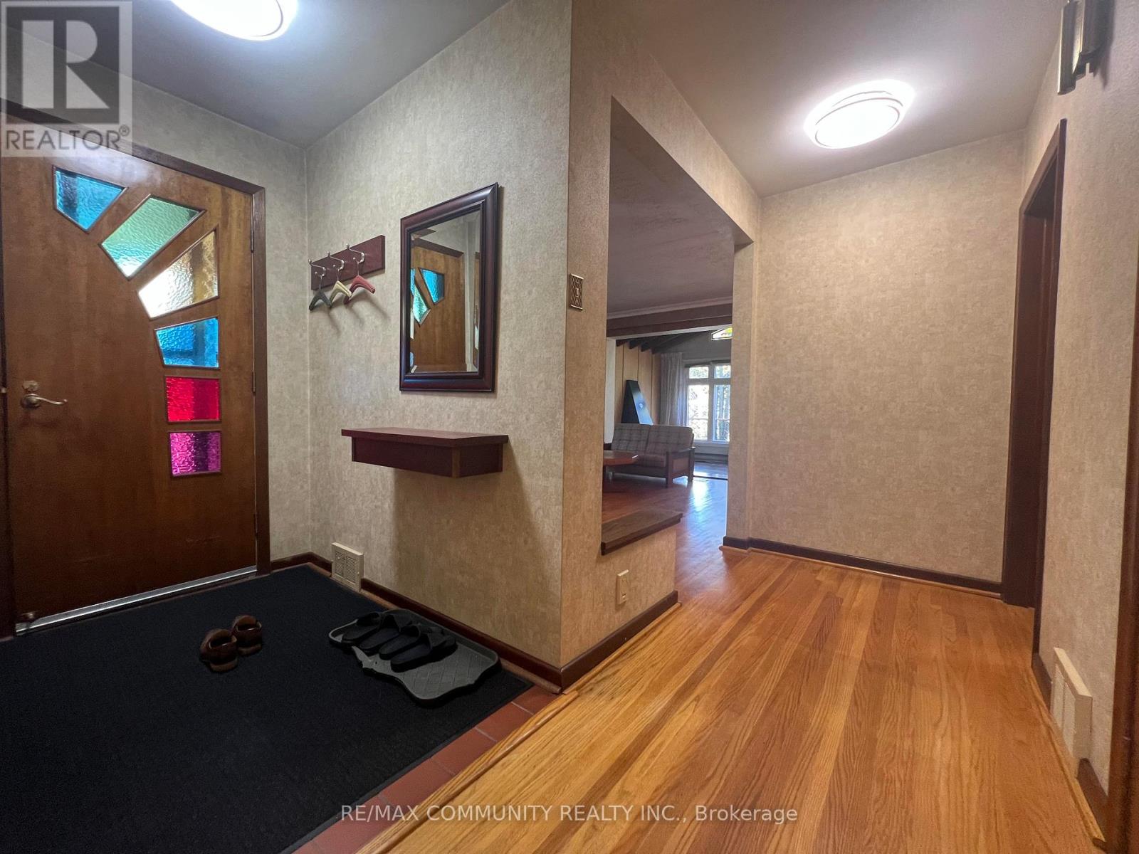 137 Birkdale Road, Toronto, Ontario  M1P 3R7 - Photo 4 - E12657670