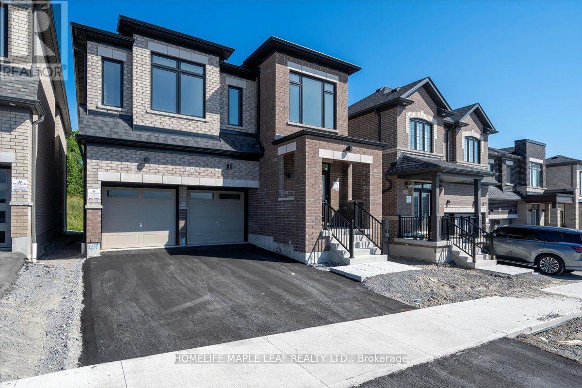 1242 Talisman Manor, Pickering, Ontario  L1X 0R8 - Photo 3 - E12657672