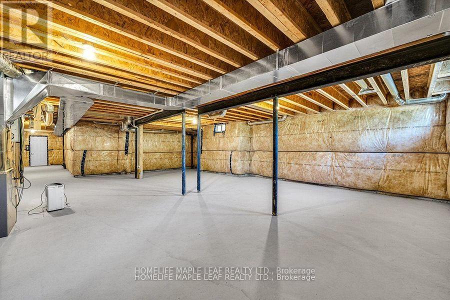 1242 Talisman Manor, Pickering, Ontario  L1X 0R8 - Photo 40 - E12657672