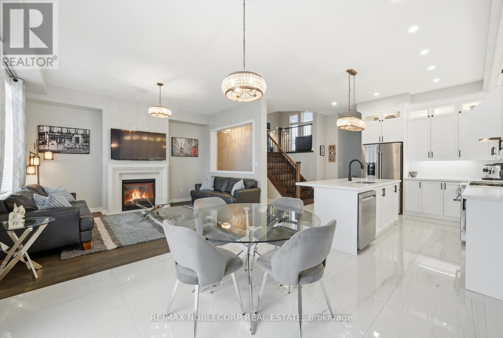 40 Pierce Place, New Tecumseth, Ontario  L0G 1W0 - Photo 14 - N12657644