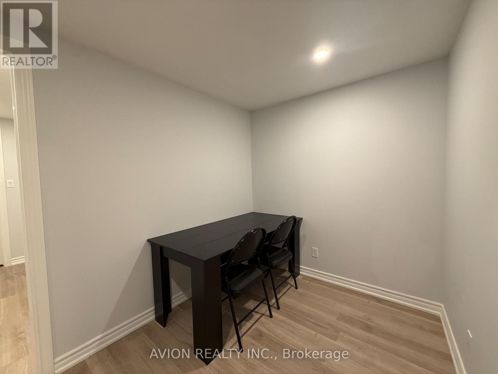 37 Stargell Crescent, Markham, Ontario  L3P 4J7 - Photo 6 - N12657646