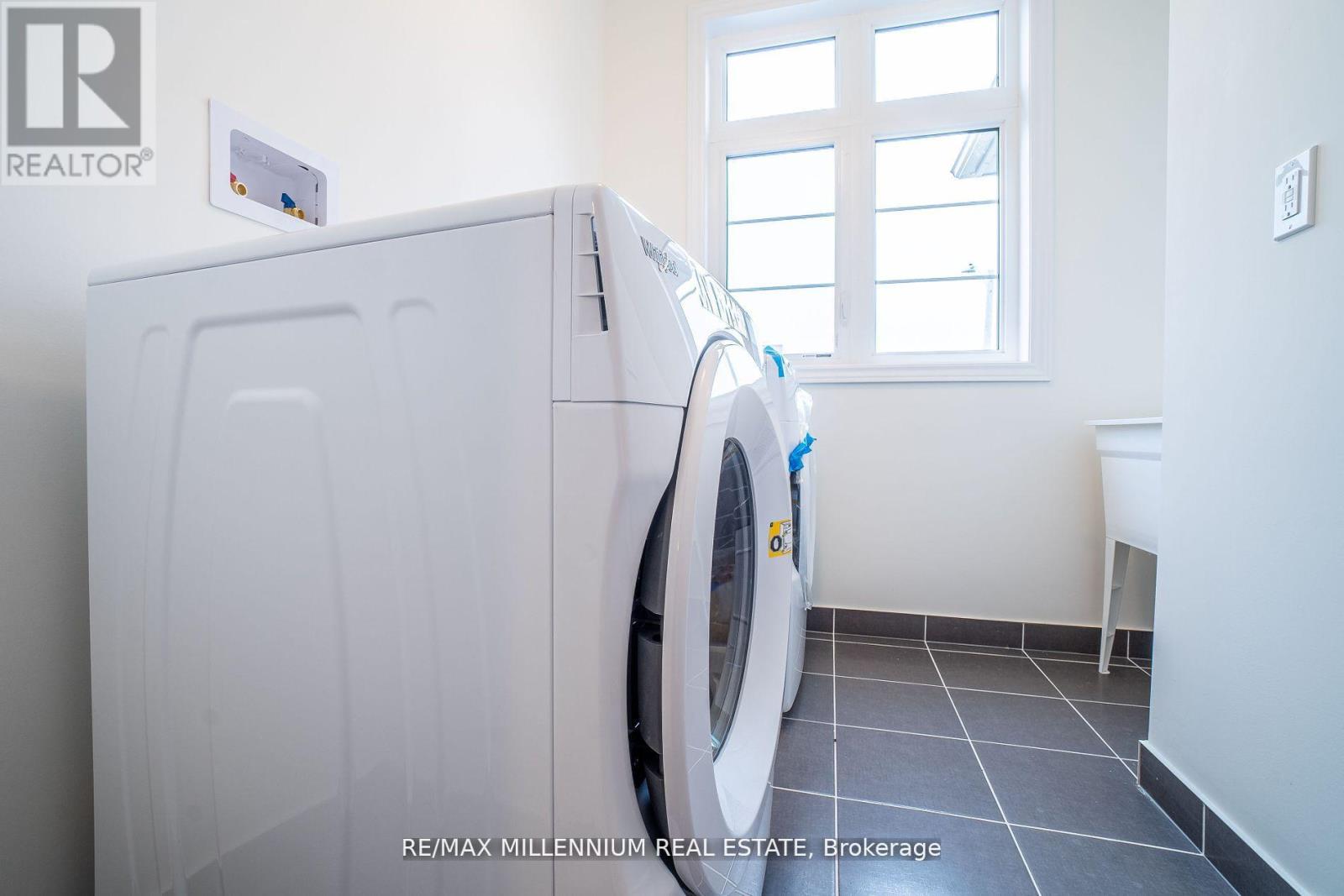 1640 Corsal Court, Innisfil, Ontario  L9S 0P8 - Photo 35 - N12657650