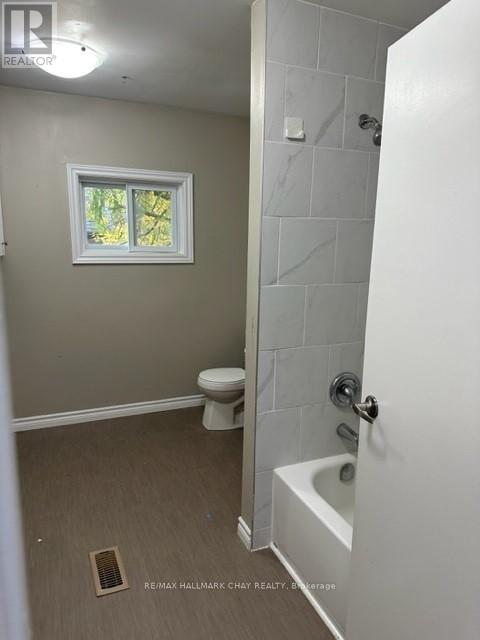 1-4 - 58 Penetang Street, Barrie, Ontario  L4M 1V6 - Photo 16 - S12657626