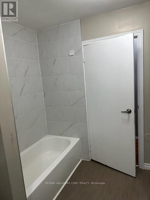 1-4 - 58 Penetang Street, Barrie, Ontario  L4M 1V6 - Photo 18 - S12657626