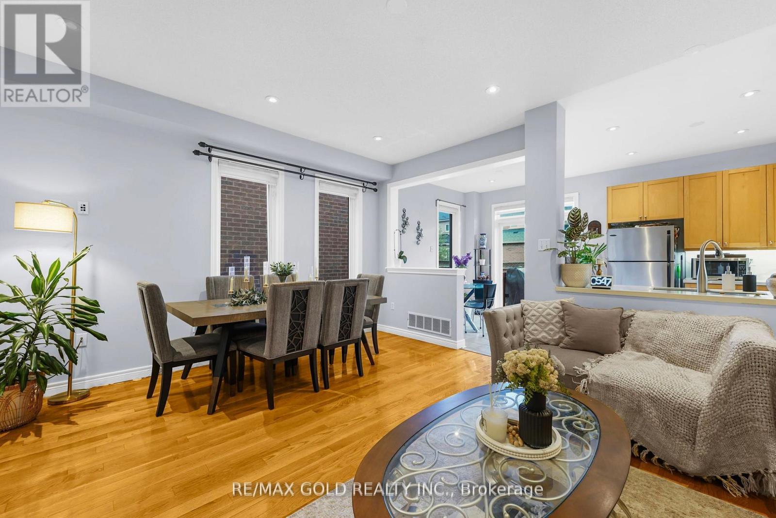 22 Nathaniel Crescent, Brampton, Ontario  L6Y 5M5 - Photo 11 - W12657624