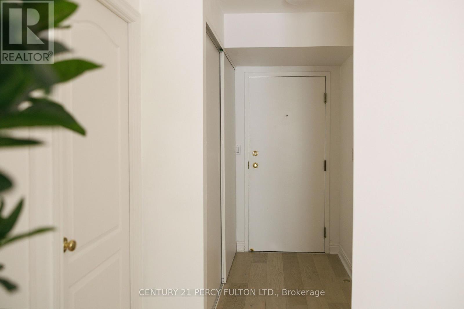 302 - 1 Ripley Avenue, Toronto, Ontario  M6S 4Z6 - Photo 23 - W12657656