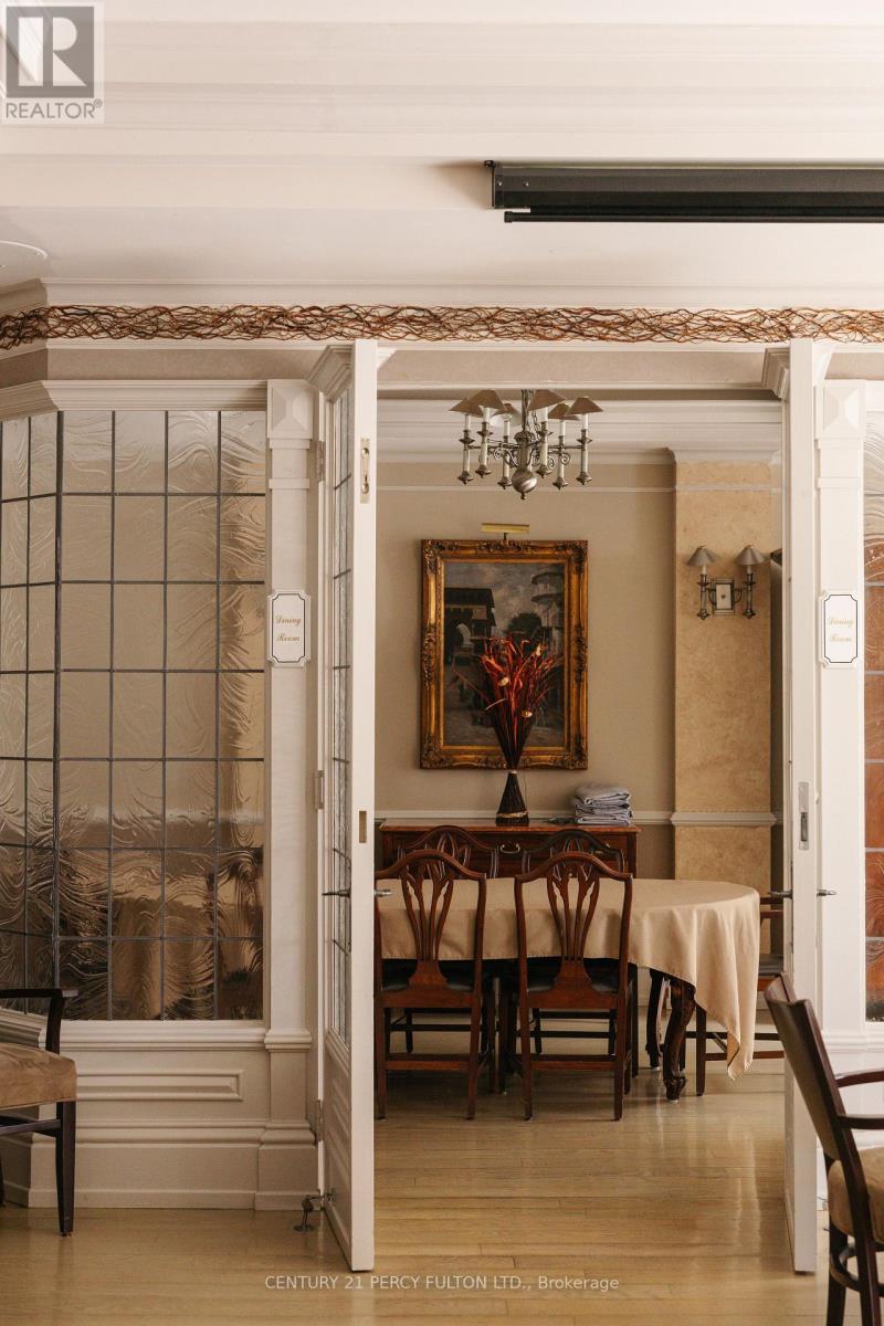 302 - 1 Ripley Avenue, Toronto, Ontario  M6S 4Z6 - Photo 31 - W12657656