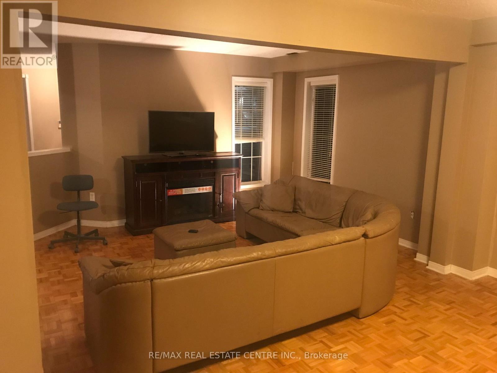 177 Vintage Gate, Brampton, Ontario  L6X 5B7 - Photo 5 - W12657684