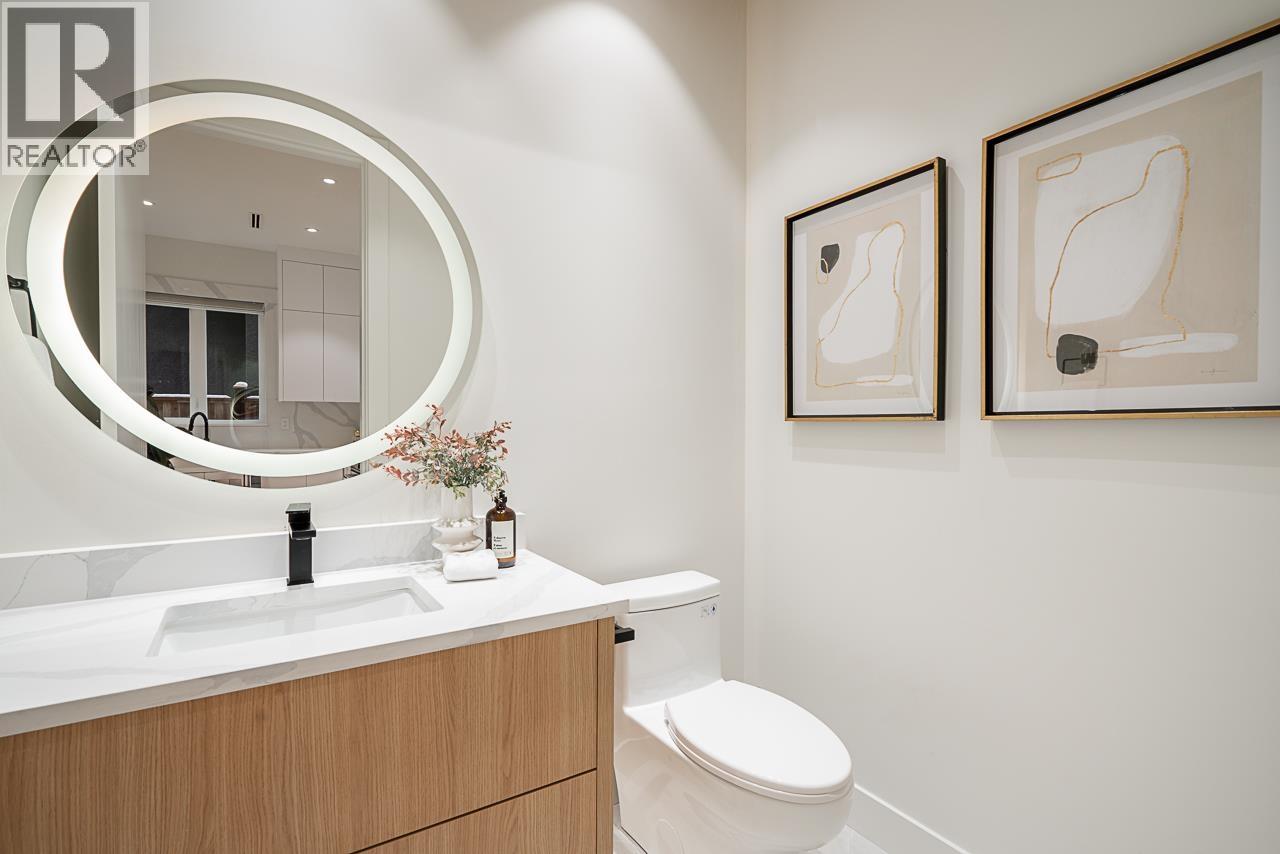 2833 Oliver Crescent, Vancouver, British Columbia  V6L 1T1 - Photo 9 - R3075471