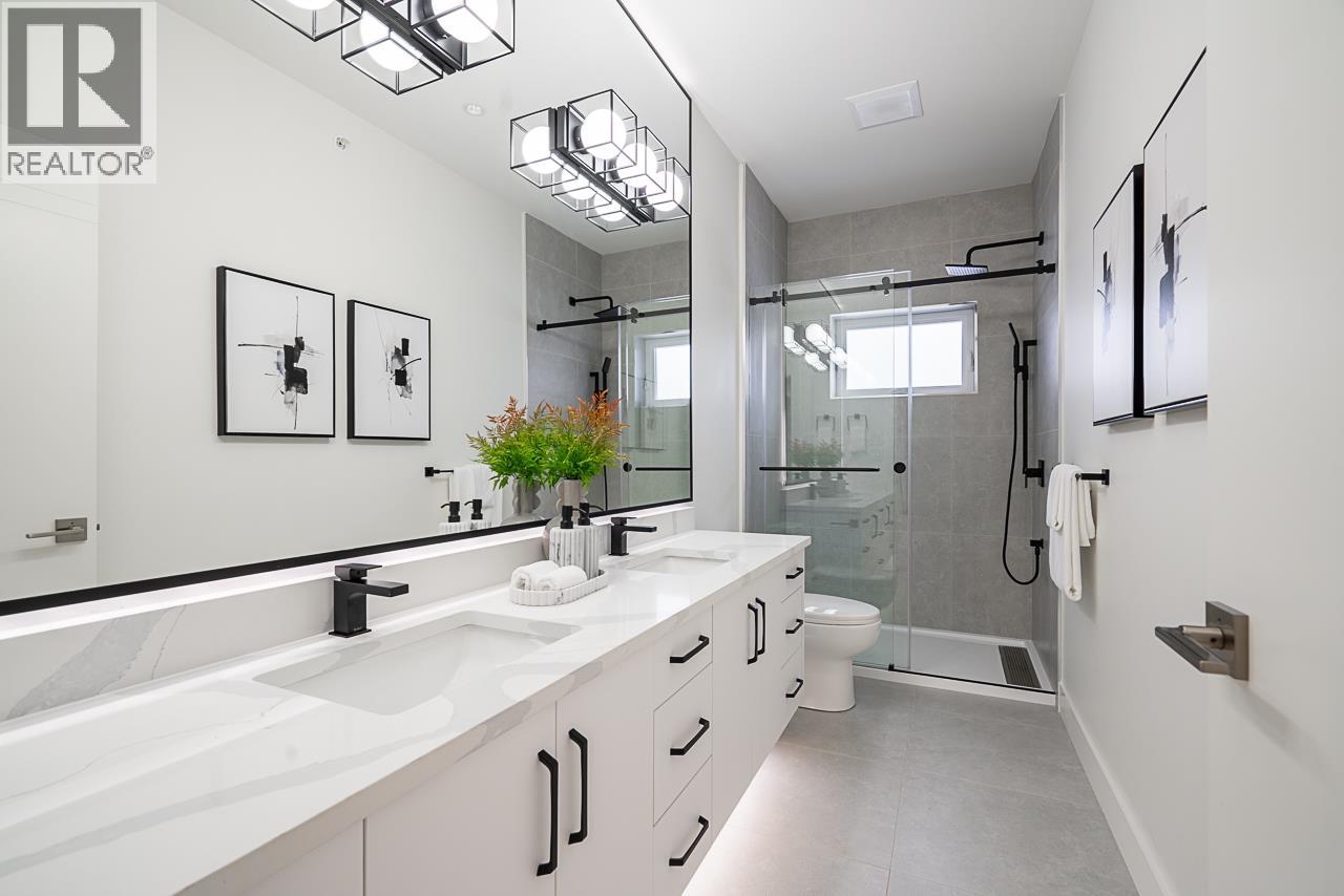 2833 Oliver Crescent, Vancouver, British Columbia  V6L 1T1 - Photo 12 - R3075471