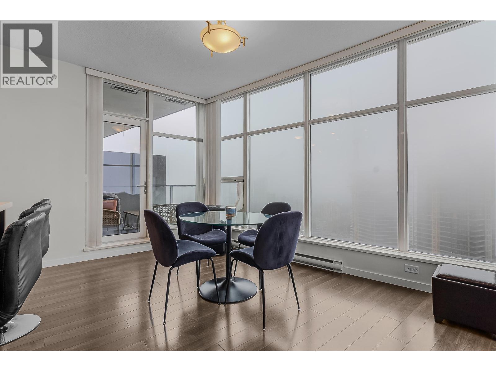 3702 4880 Bennett Street, Burnaby, British Columbia  V5H 0C1 - Photo 13 - R3075389