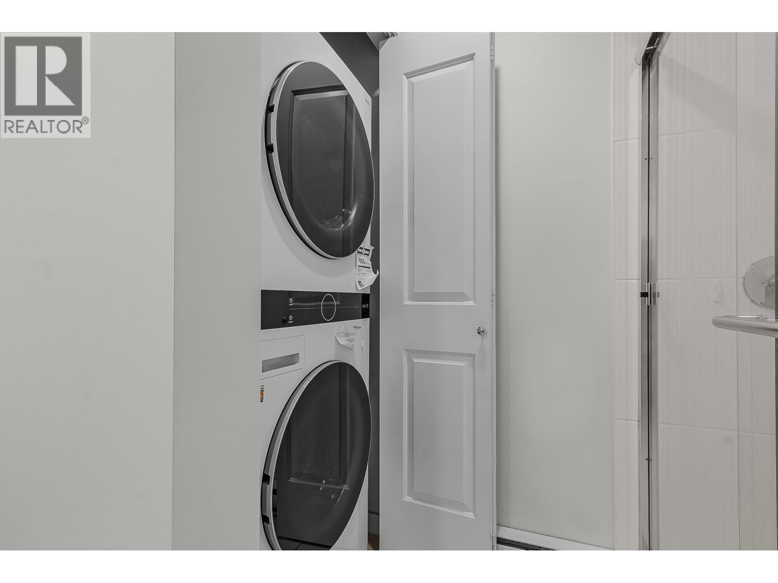 3702 4880 Bennett Street, Burnaby, British Columbia  V5H 0C1 - Photo 8 - R3075389