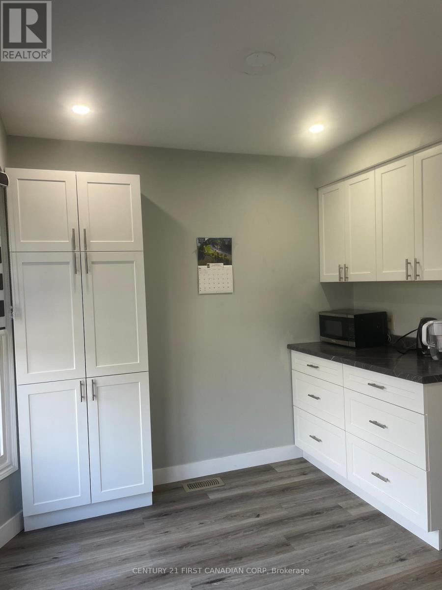 1044 Cree Avenue, Woodstock, Ontario  N4T 1A2 - Photo 16 - X12657708