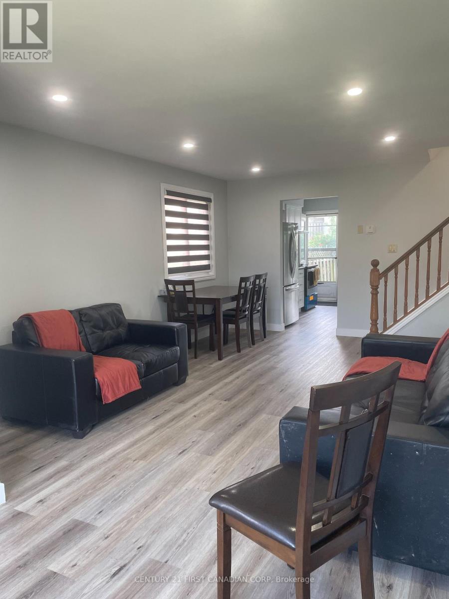 1044 Cree Avenue, Woodstock, Ontario  N4T 1A2 - Photo 4 - X12657708