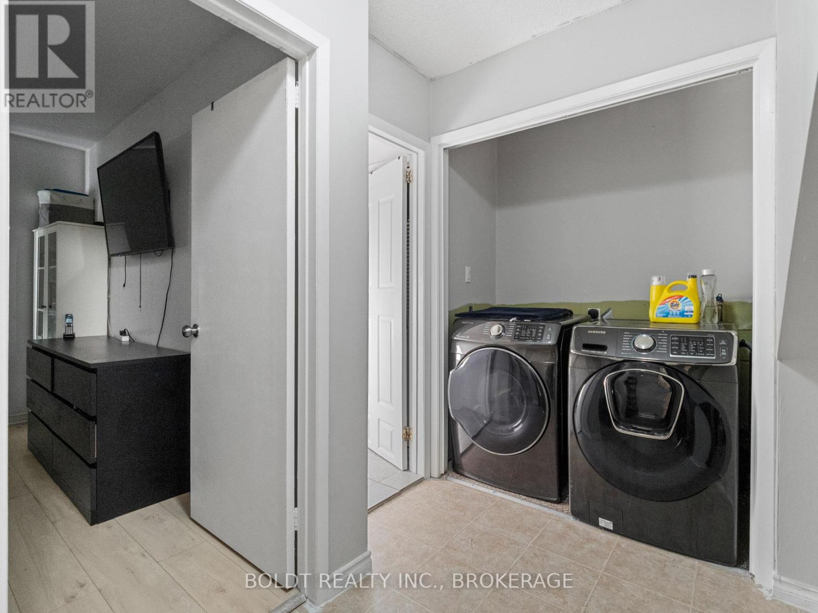 224 Oakdale Avenue, St. Catharines, Ontario  L2P 2K7 - Photo 24 - X12657710