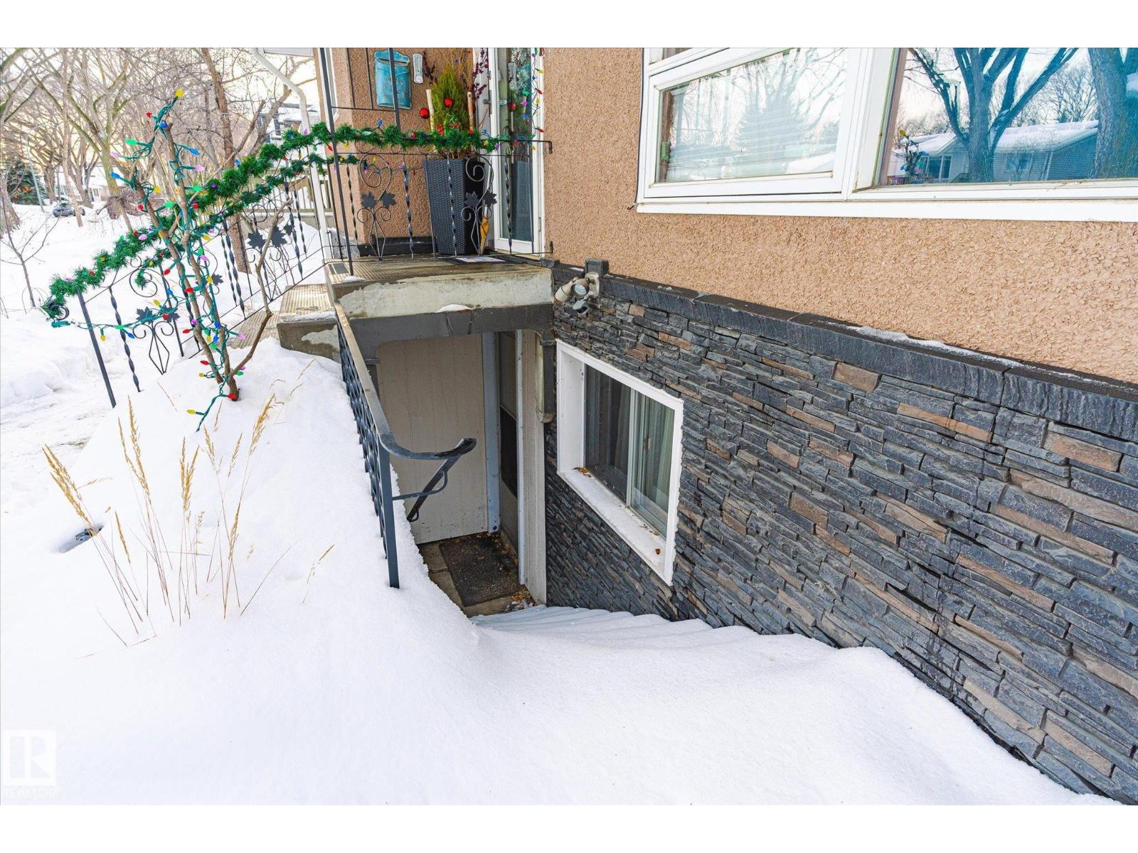 10332 78 St Nw, Edmonton, Alberta  T6A 3E5 - Photo 4 - E4468894