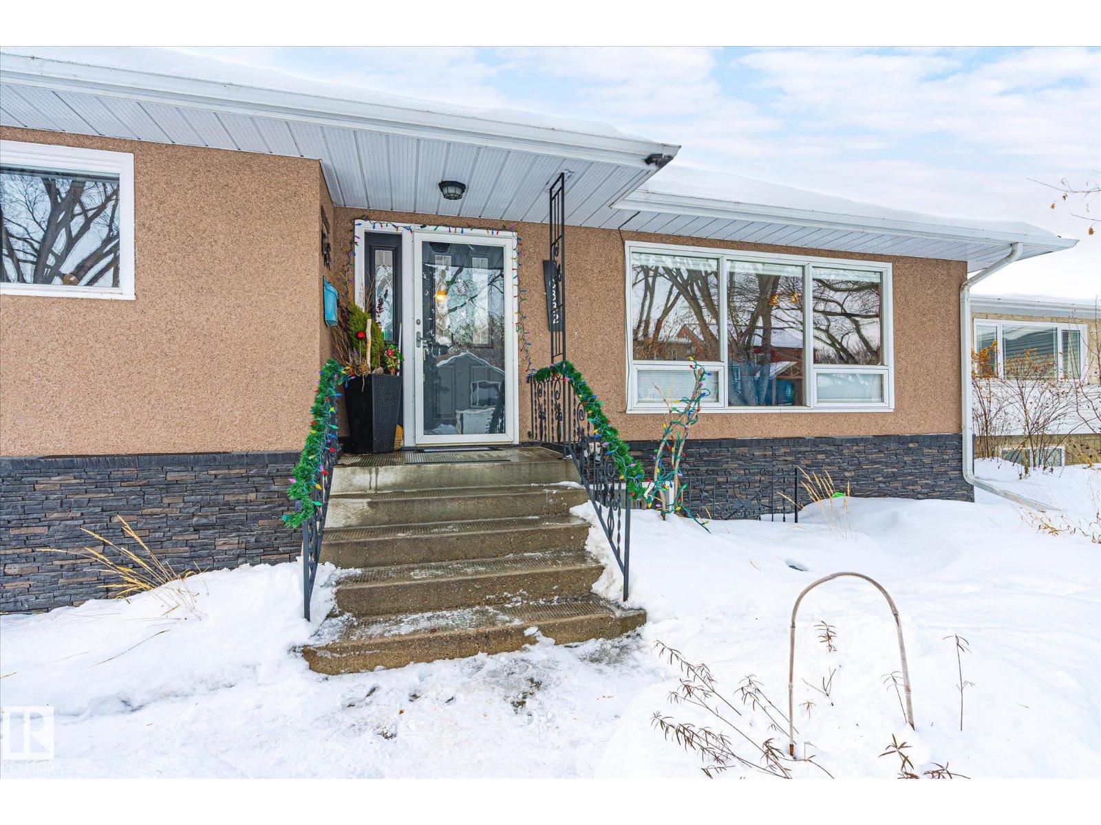 10332 78 St Nw, Edmonton, Alberta  T6A 3E5 - Photo 3 - E4468894