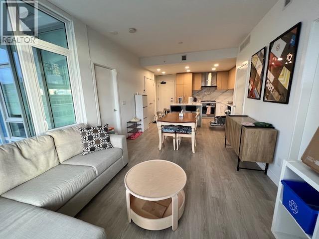 807 4988 Bennett Street, Burnaby, British Columbia  V5H 0L1 - Photo 3 - R3075454