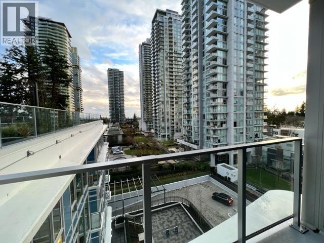 807 4988 Bennett Street, Burnaby, British Columbia  V5H 0L1 - Photo 8 - R3075454