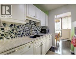 906 620 SEVENTH AVENUE