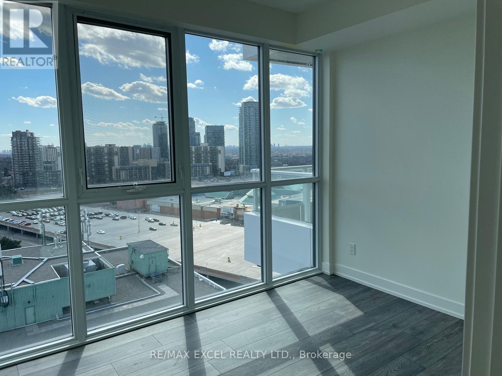 1812 - 180 Fairview Mall Drive, Toronto, Ontario  M2J 0G4 - Photo 4 - C12657698