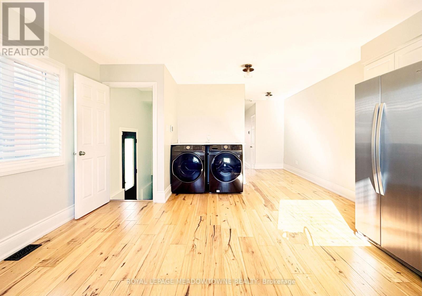 17 Kersdale Avenue, Toronto, Ontario  M6M 1C9 - Photo 12 - W12657720