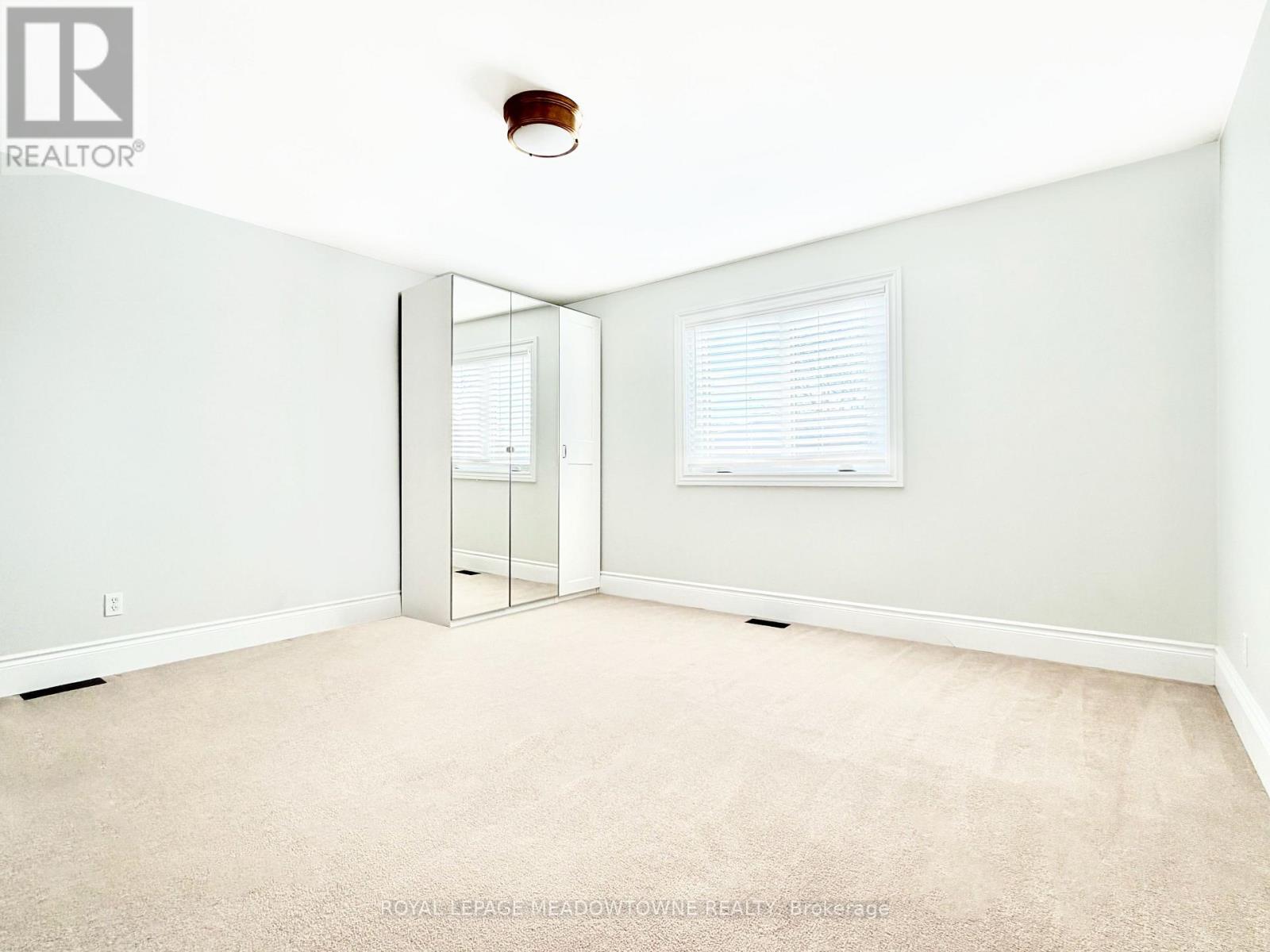 17 Kersdale Avenue, Toronto, Ontario  M6M 1C9 - Photo 17 - W12657720