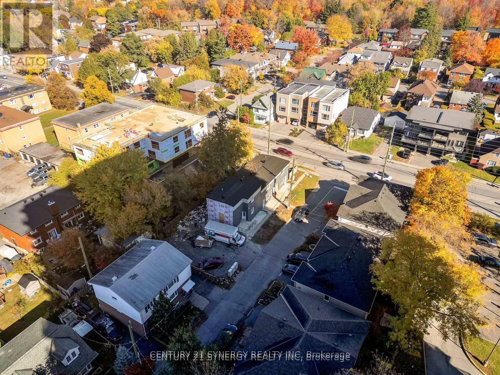 1 - 598 Kirkwood Avenue, Ottawa, Ontario  K1Z 5X4 - Photo 2 - X12657746