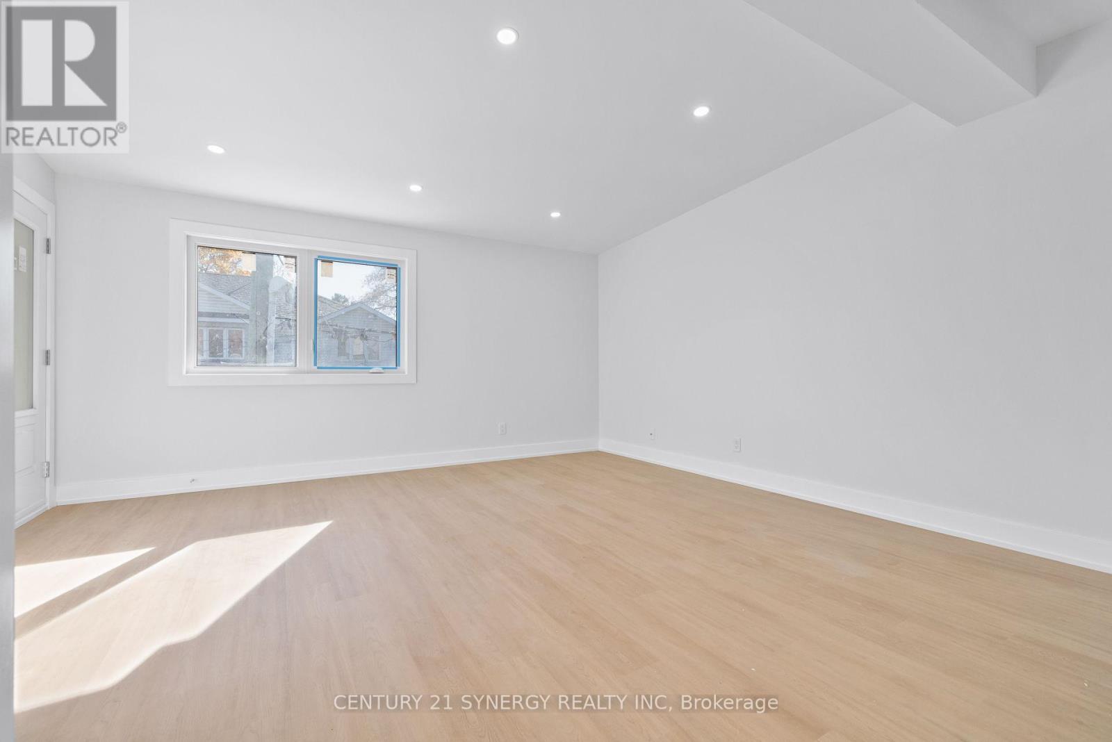 2 - 598 Kirkwood Avenue, Ottawa, Ontario  K1Z 5X4 - Photo 16 - X12657748