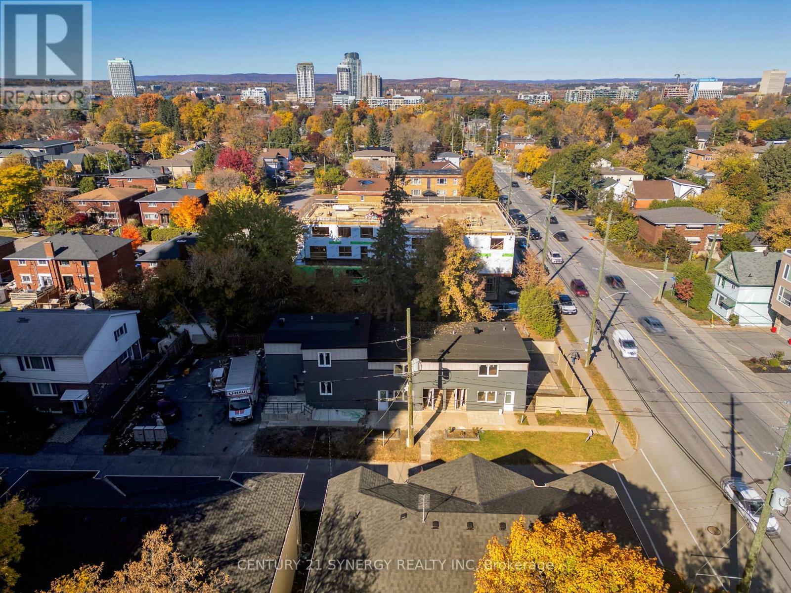 2 - 598 Kirkwood Avenue, Ottawa, Ontario  K1Z 5X4 - Photo 2 - X12657748