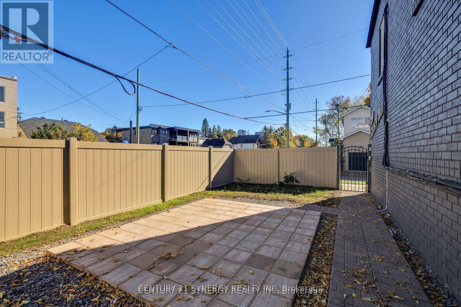 4 - 598 Kirkwood Avenue, Ottawa, Ontario  K1Z 5X4 - Photo 13 - X12657754