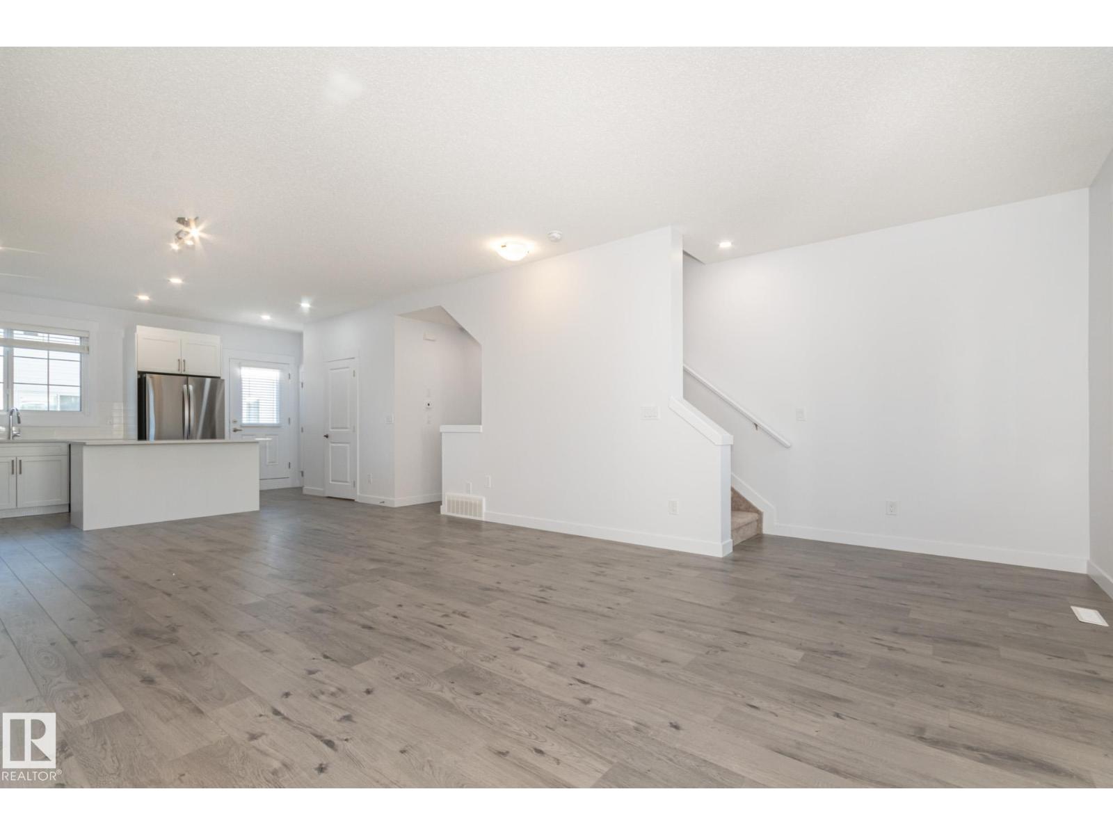 #11 735 Allard Bv Sw, Edmonton, Alberta  T6W 1A8 - Photo 13 - E4468927