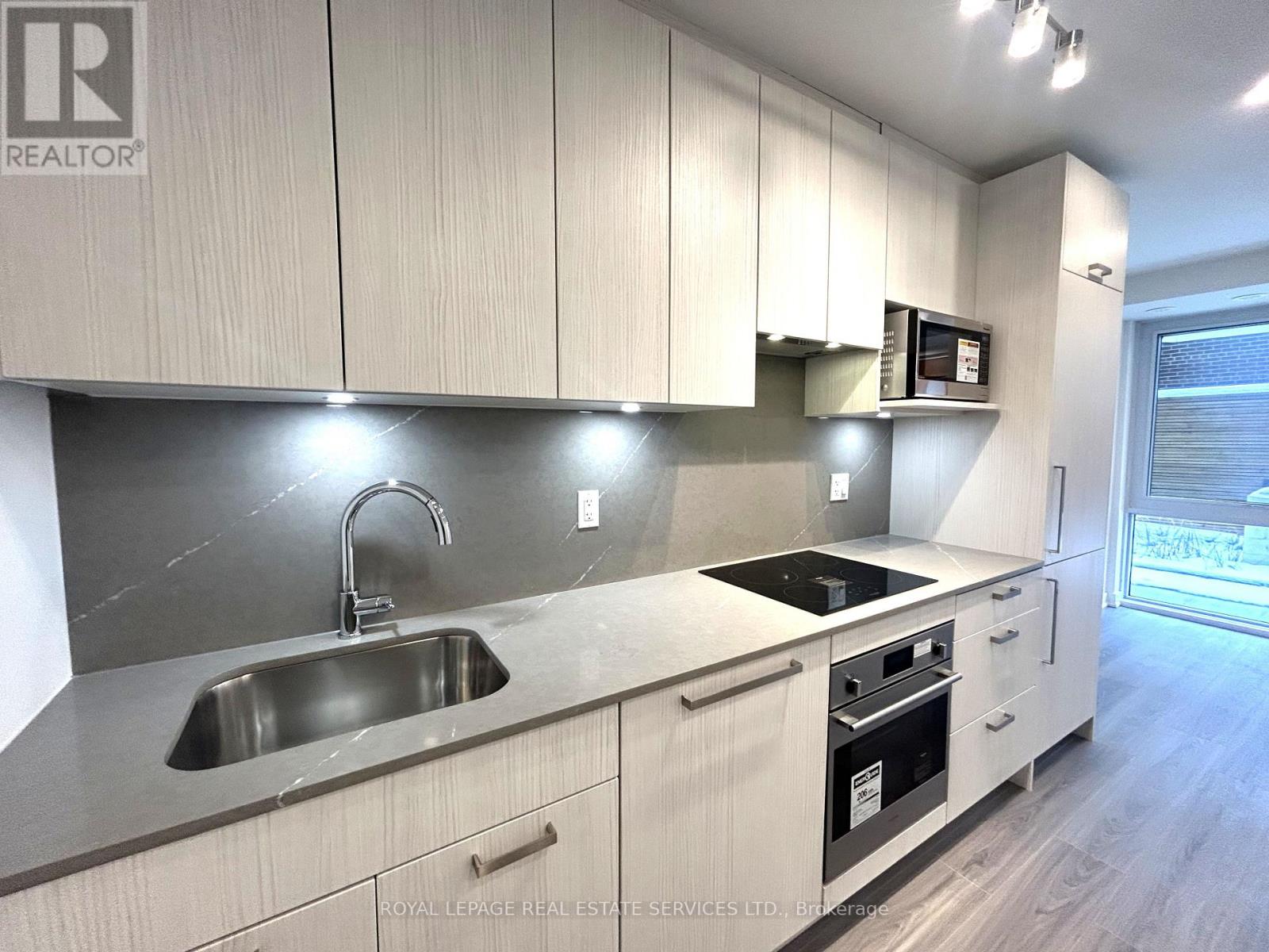 194 - 65 Curlew Drive, Toronto, Ontario  M3A 0B5 - Photo 10 - C12657780