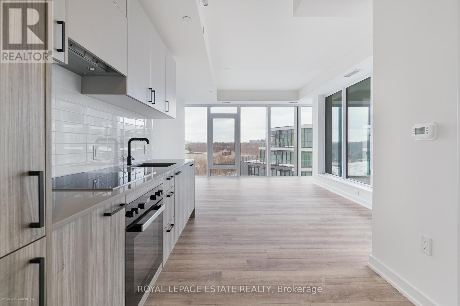 719 - 1 Quarrington Lane, Toronto, Ontario  M3C 0S4 - Photo 12 - C12657788