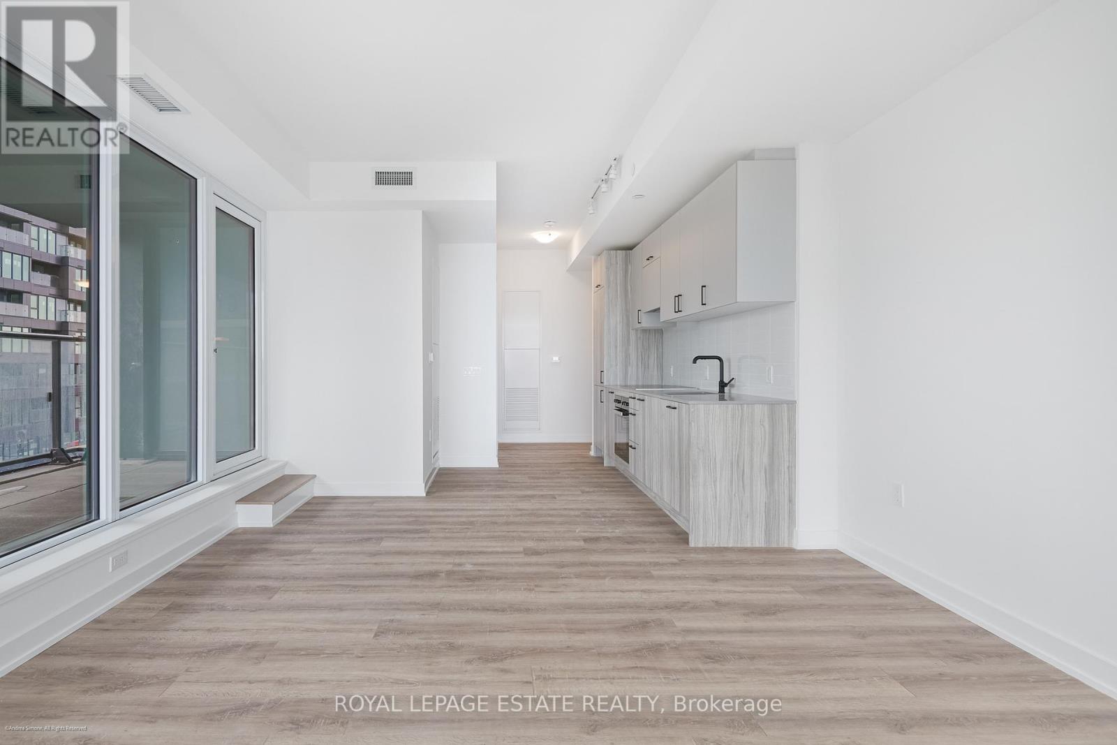 719 - 1 Quarrington Lane, Toronto, Ontario  M3C 0S4 - Photo 17 - C12657788