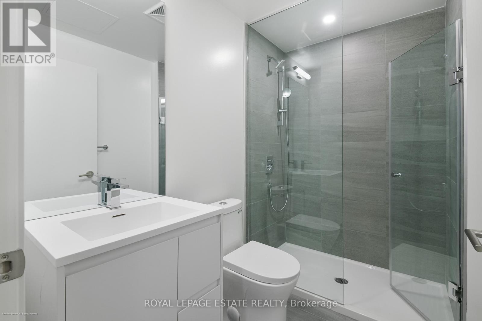 719 - 1 Quarrington Lane, Toronto, Ontario  M3C 0S4 - Photo 4 - C12657788