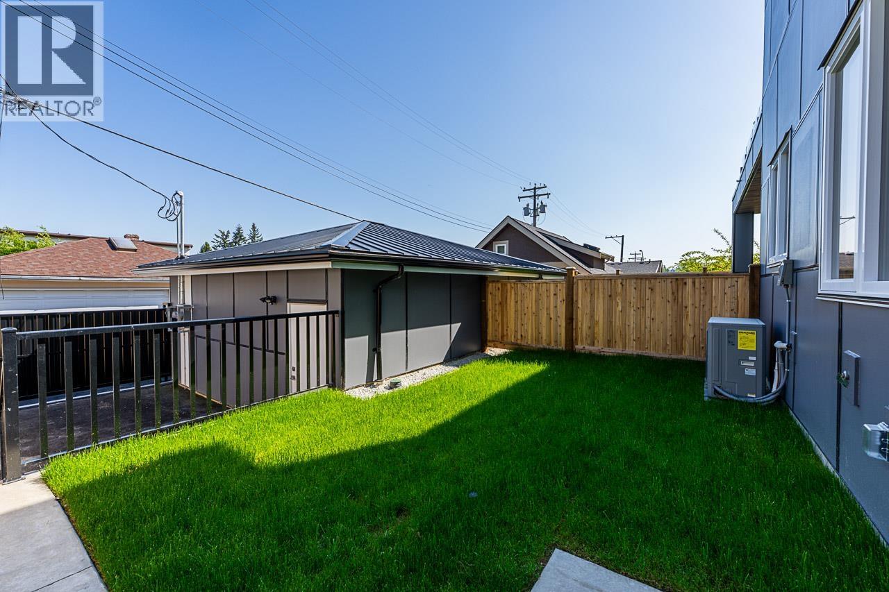 2835 Oliver Crescent, Vancouver, British Columbia V6L 1T1 - Photo 17 - R3075464
