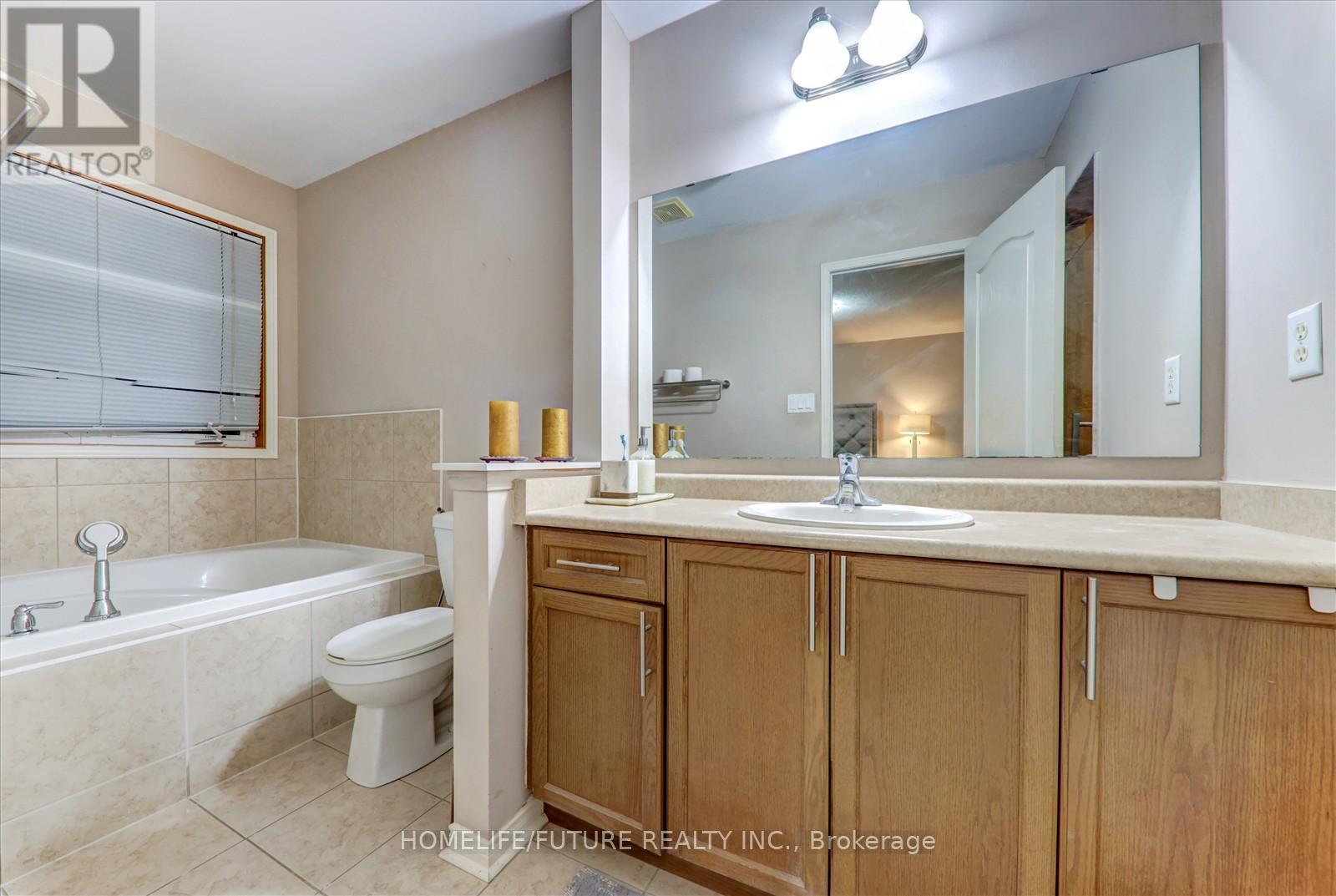 Main & 2nd - 70 Tozer Crescent, Ajax, Ontario  L1T 5A1 - Photo 30 - E12657734