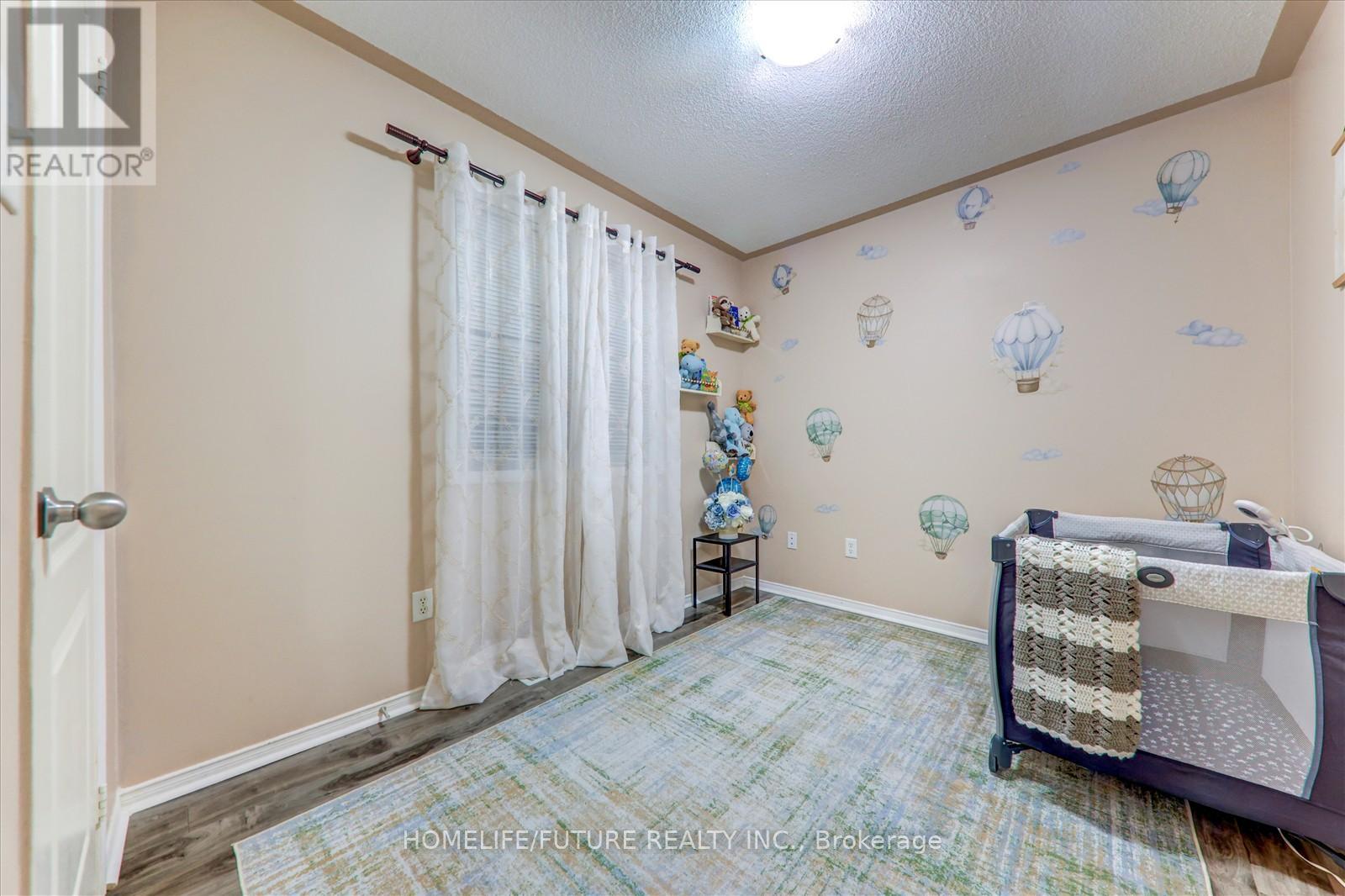 Main & 2nd - 70 Tozer Crescent, Ajax, Ontario  L1T 5A1 - Photo 33 - E12657734