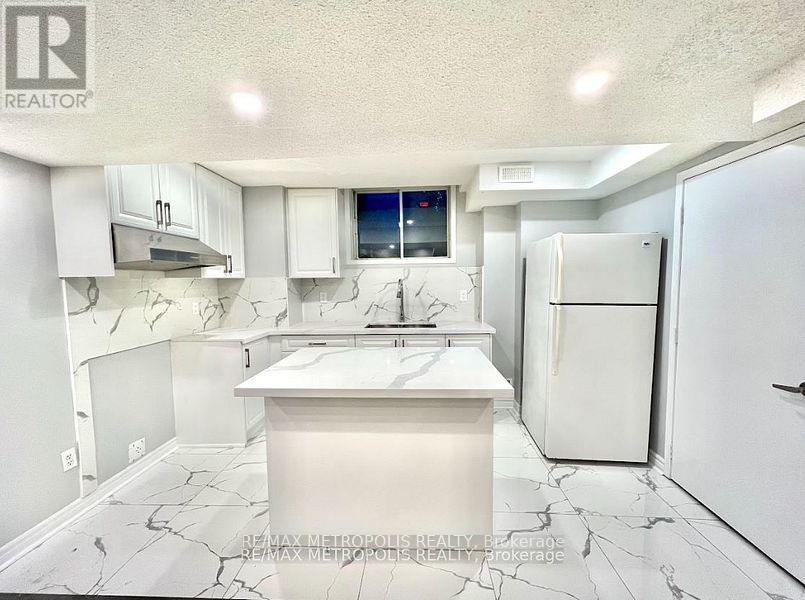 Bsmt - 312 Mclevin Avenue, Toronto, Ontario  M1B 6C4 - Photo 4 - E12657742