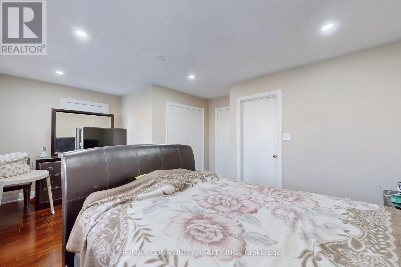 10 Oxfordshire Street, Markham, Ontario  L6C 2E1 - Photo 29 - N12657774