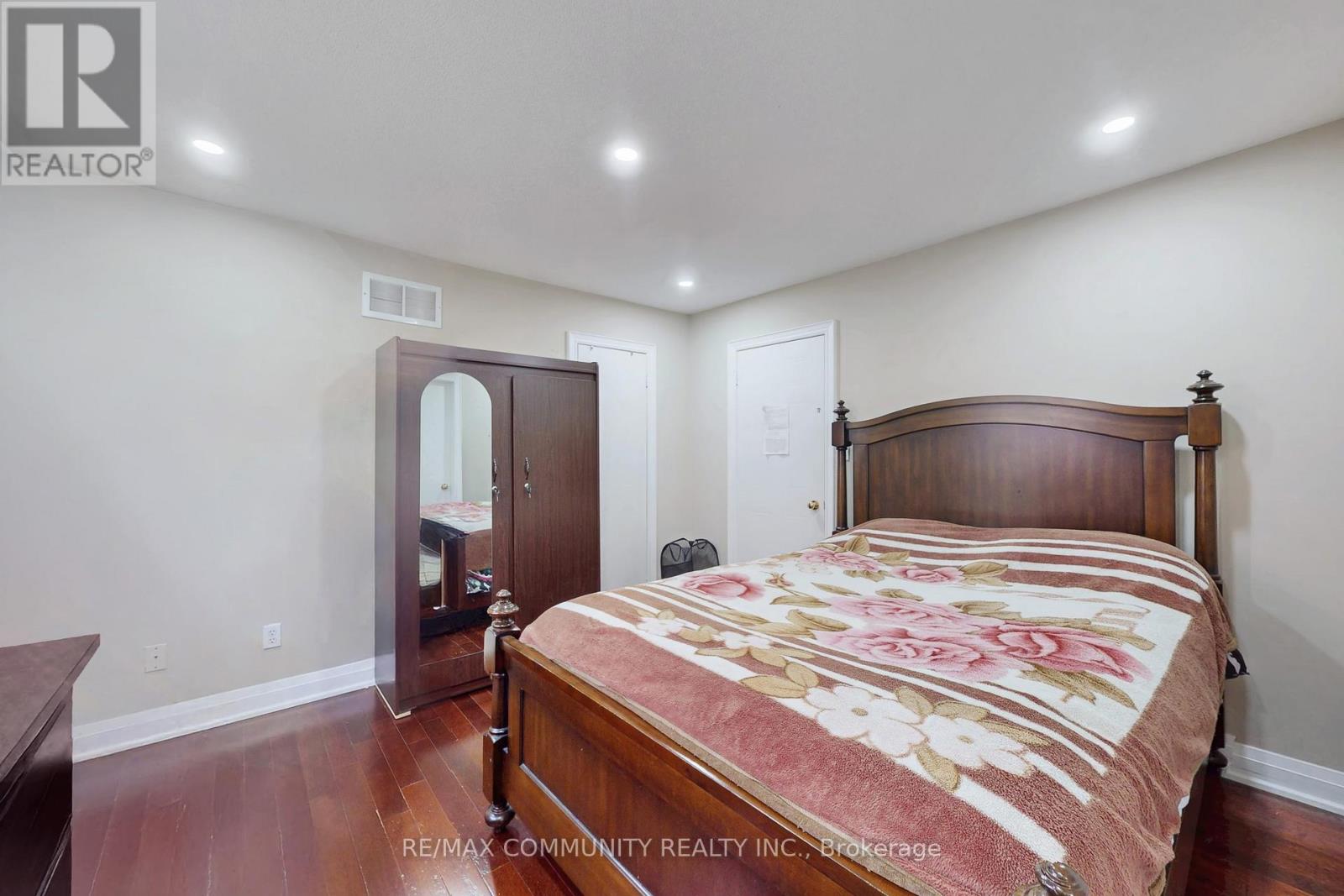 10 Oxfordshire Street, Markham, Ontario  L6C 2E1 - Photo 32 - N12657774