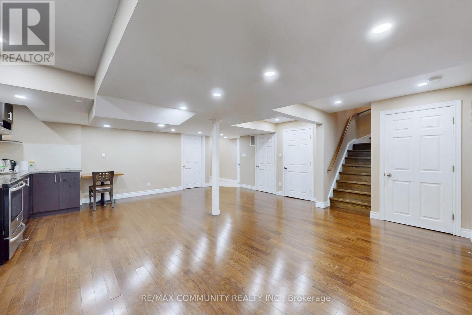 10 Oxfordshire Street, Markham, Ontario  L6C 2E1 - Photo 42 - N12657774