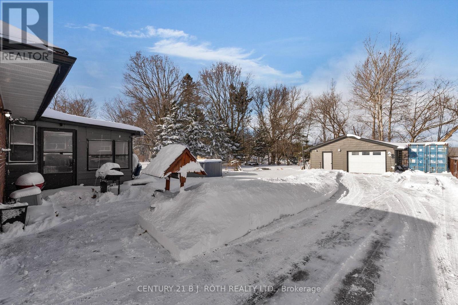 5812 County Rd 90, Springwater, Ontario  L0M 1T2 - Photo 24 - S12657728