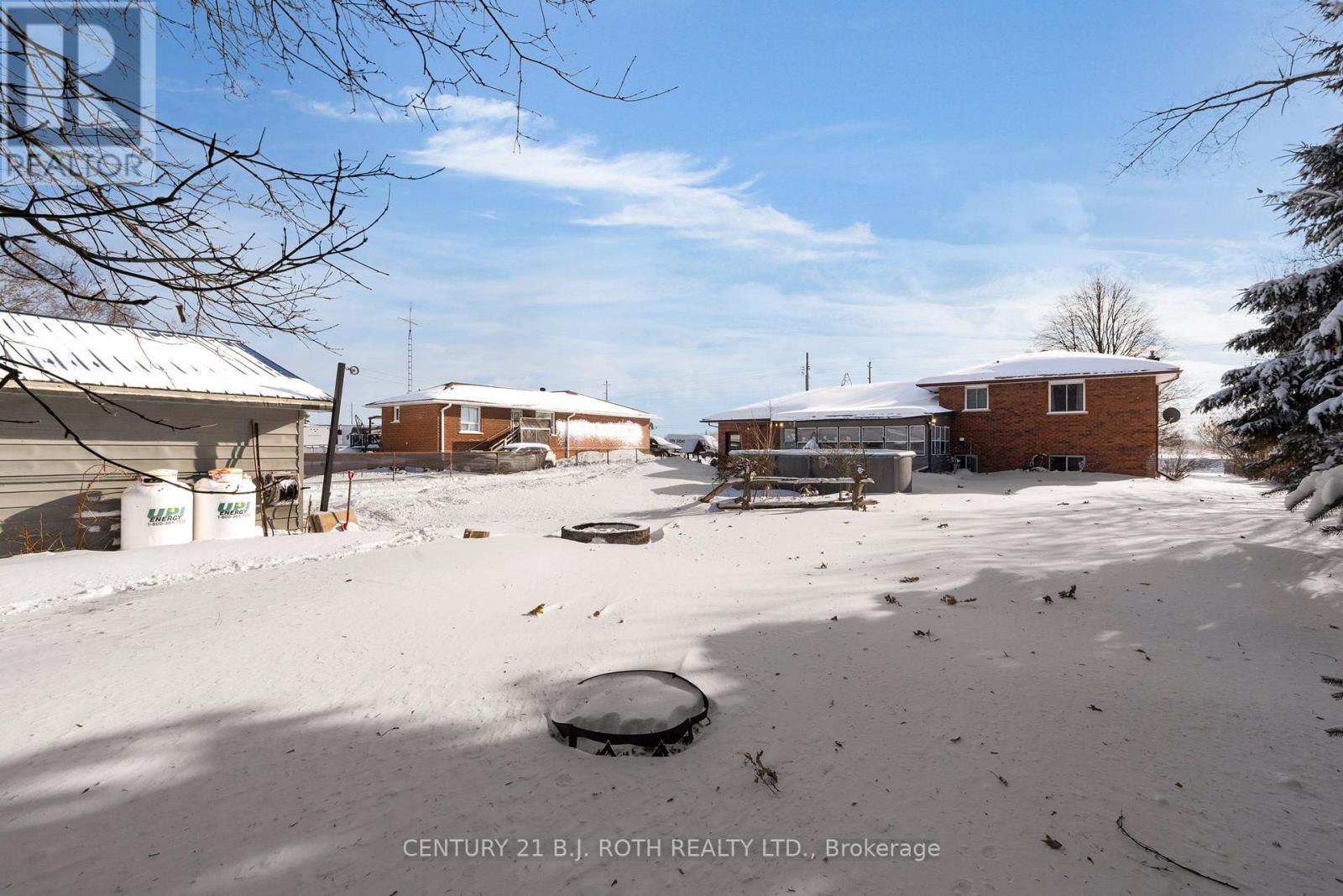 5812 County Rd 90, Springwater, Ontario  L0M 1T2 - Photo 28 - S12657728